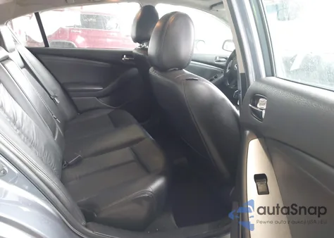 2010 Nissan Altima 2.5 S из США, поврежденный, VIN 1N4AL2AP3AN563394